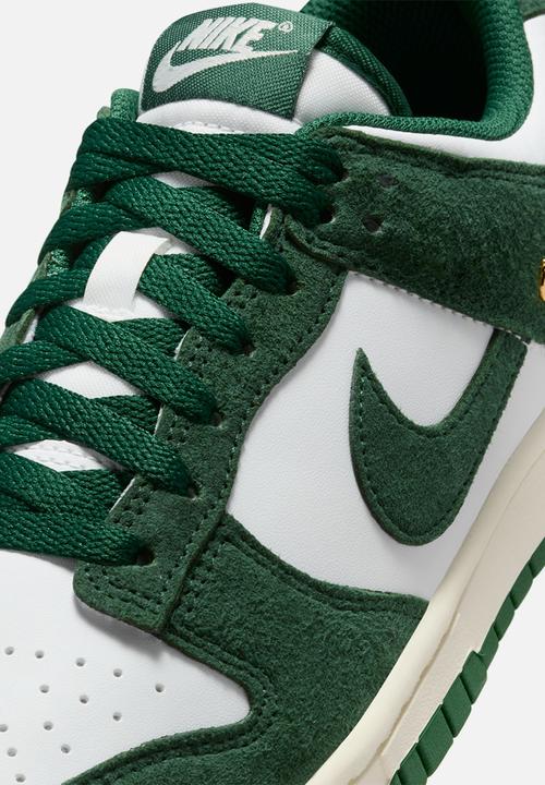 nike dunks low green and white