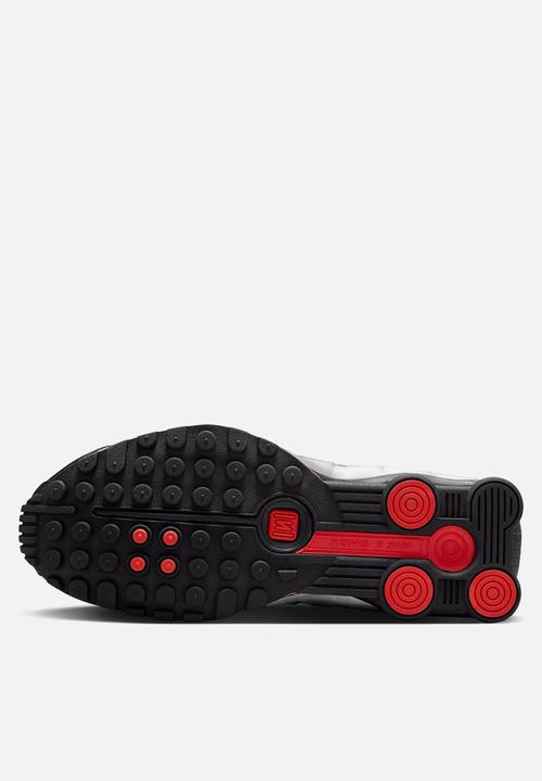 Nike - Nike Shox R4