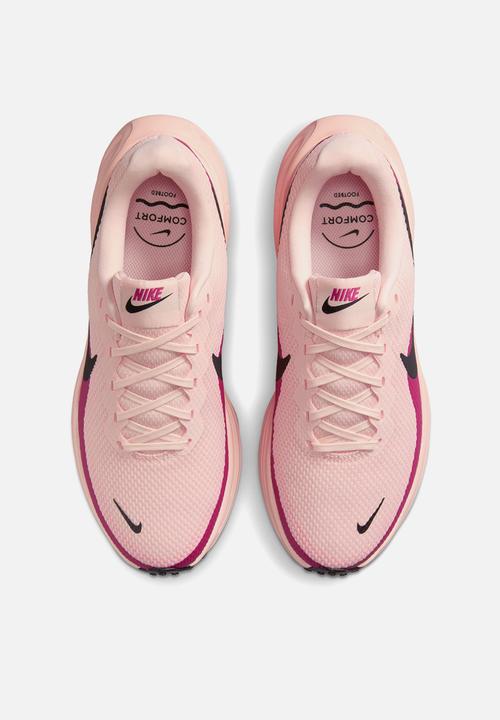 Nike - Nike Revolution 8