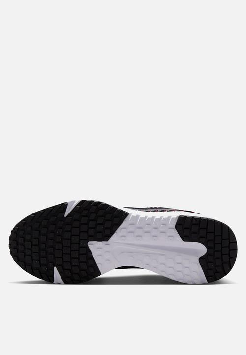 Nike - Nike Run Defy