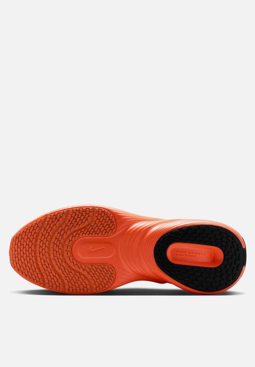 Nike - Nike Uplift SC