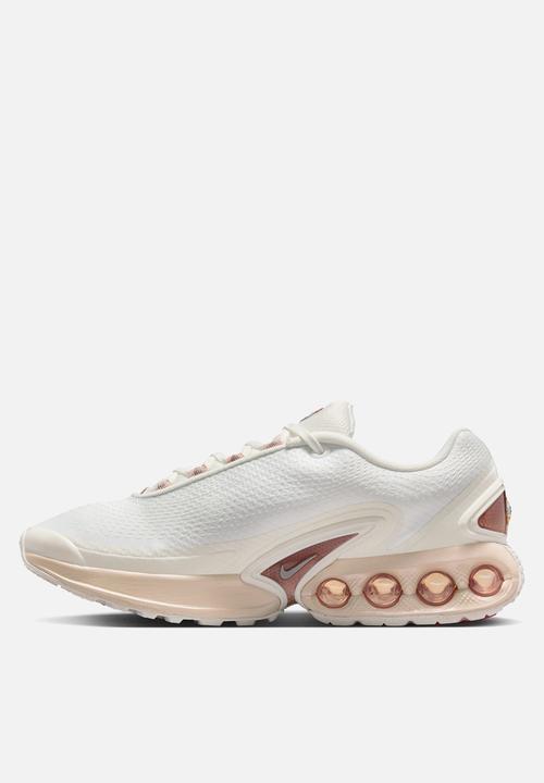 Nike - W AIR MAX DN TECH