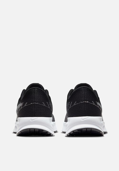 Nike - Nike Run Defy