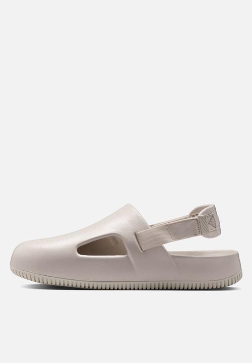 Nike - Nike calm pearlized