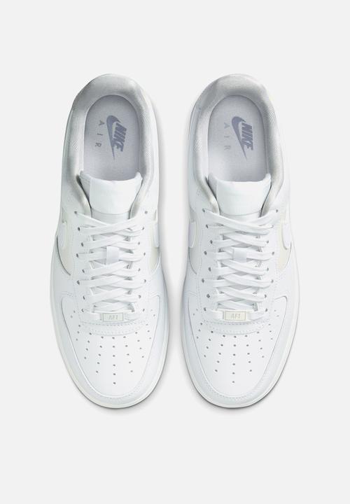 Nike - Nike Air Force 1 '07