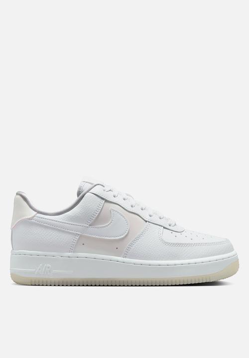 nike air force 1 customer