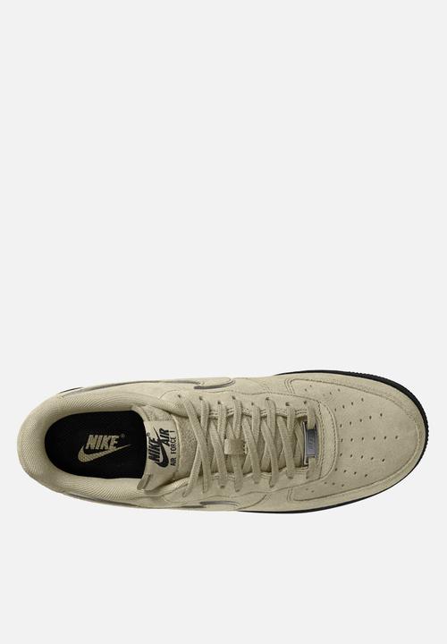 Nike - AIR FORCE 1 '07 LV8