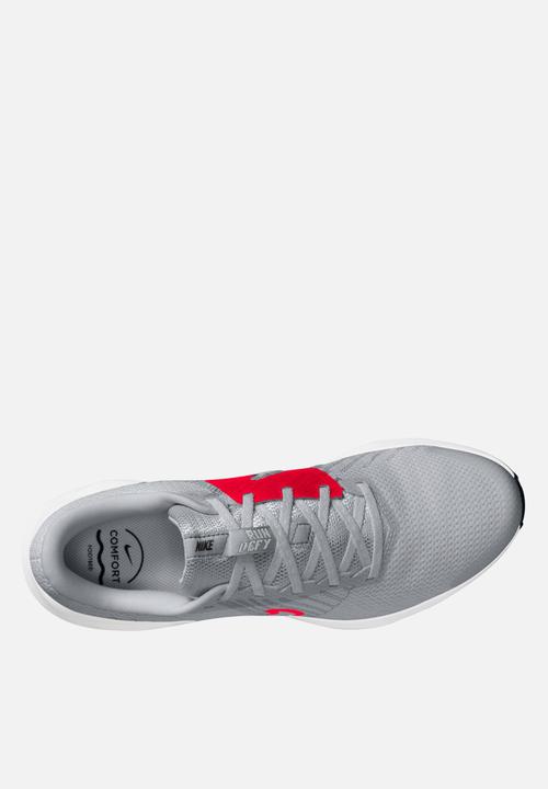 Nike - Nike Run Defy