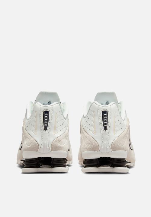 Nike - Nike Shox R4 	