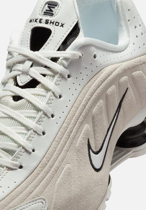 Nike - Nike Shox R4 	
