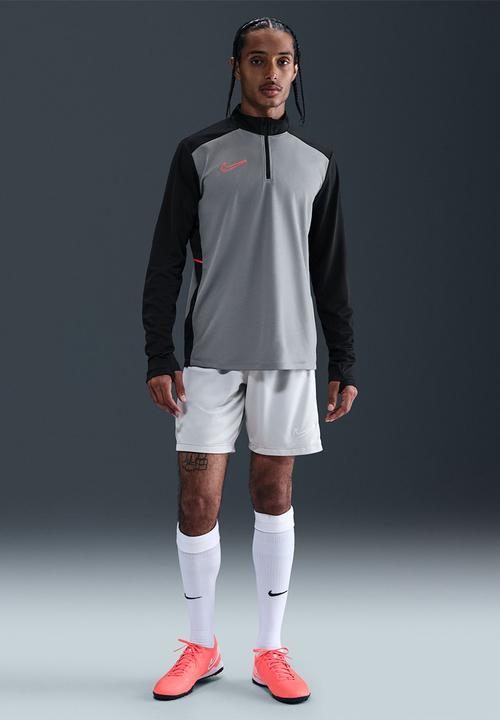 nike football academy drill top in black