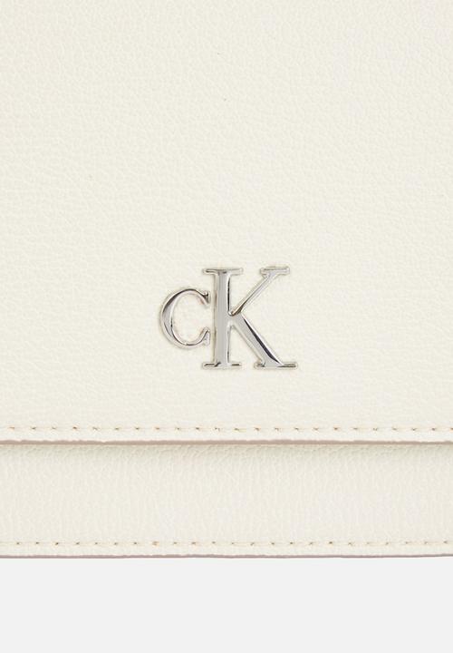 Calvin Klein - Minimal monogram ew flap ph/cb19- silver birch