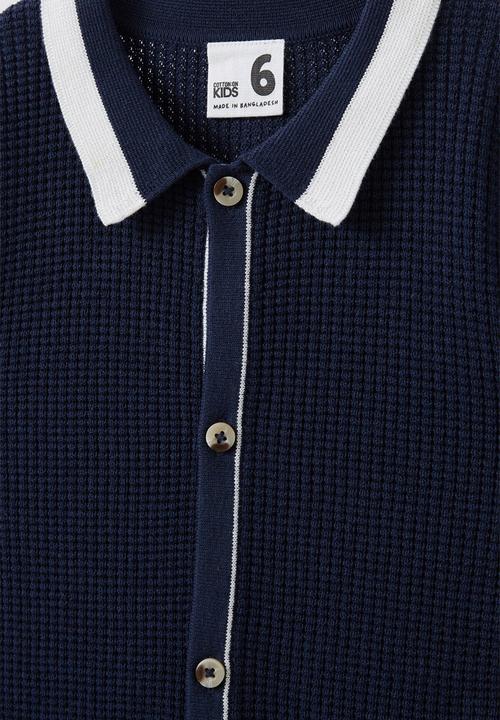 Cotton On - Knitted short sleeve shirt - squid ink/waffle