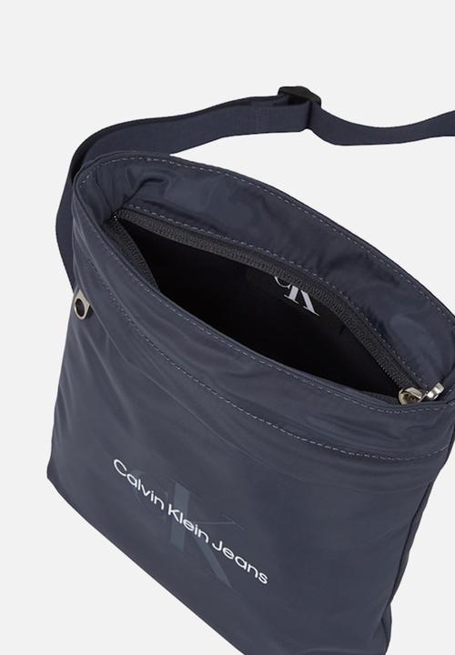 Calvin Klein - Sport Essentials Flatpack 18 - Ombre Blue