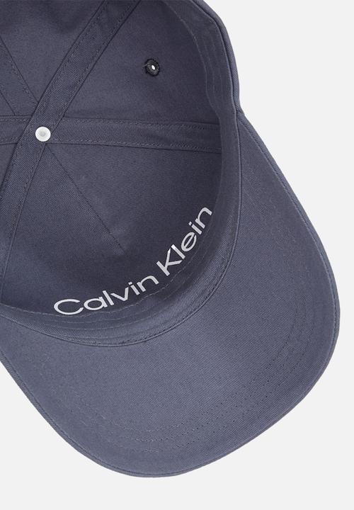Calvin Klein - Ck Must Bb Cap - Grisaille