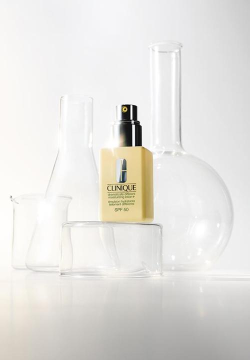Clinique - Dramatically Different Moisturizing Lotion+ SPF50 75ml