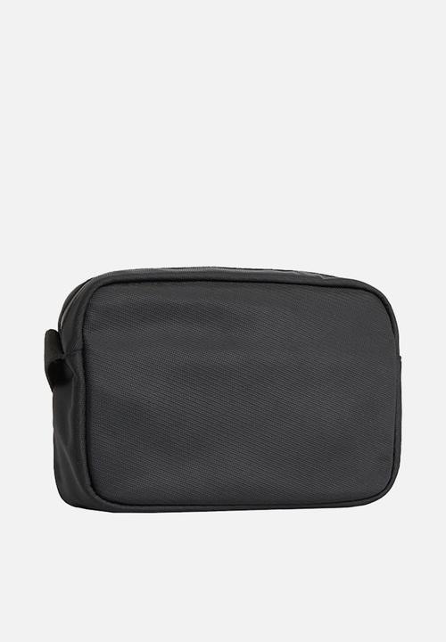 Calvin Klein - Ck Essential Camera Bag - Ck Black