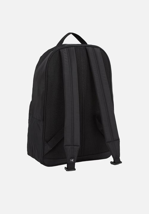 Calvin Klein - Sport Essentials Backpack 43 - black