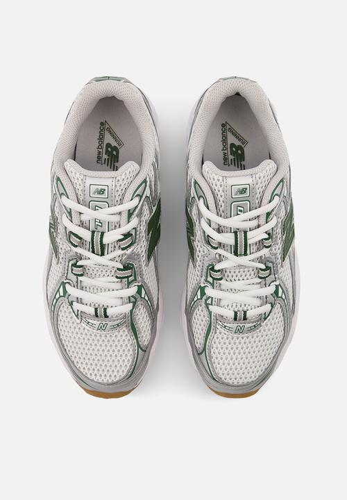 740 v1 grade school - silver metallic/green