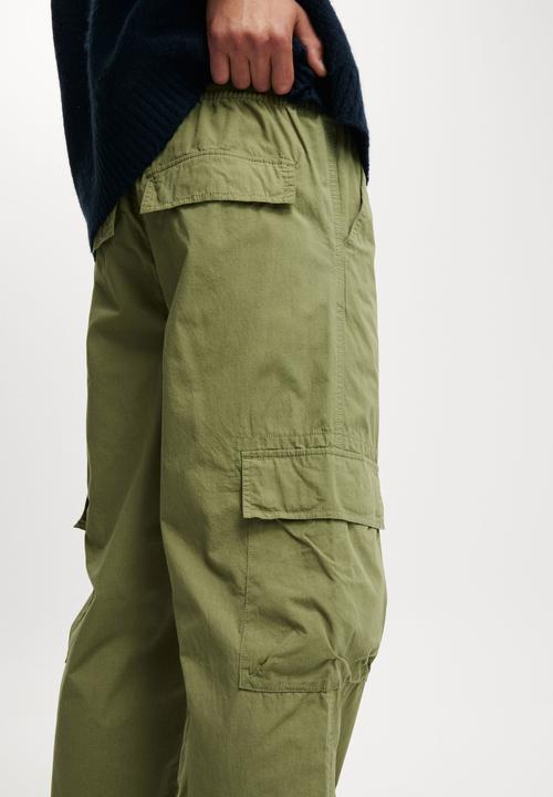 Cotton On - Knox Baggy Cargo Pant - Forest