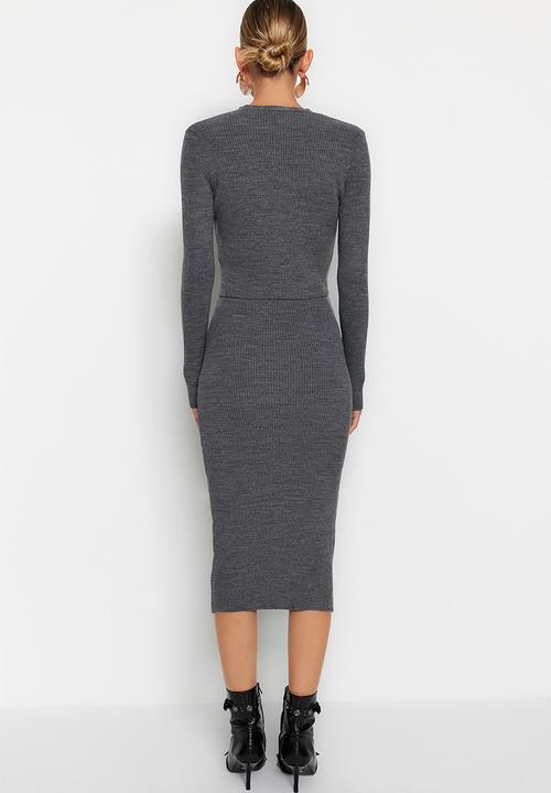 Trendyol - Fitted midi knitwear cardigan dress suit - anthracite