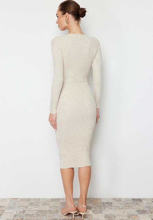 Trendyol - Plain midi knit dress - beige