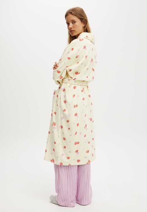 Cotton On - Luxe Terry Robe - Mixed Berry Dreams