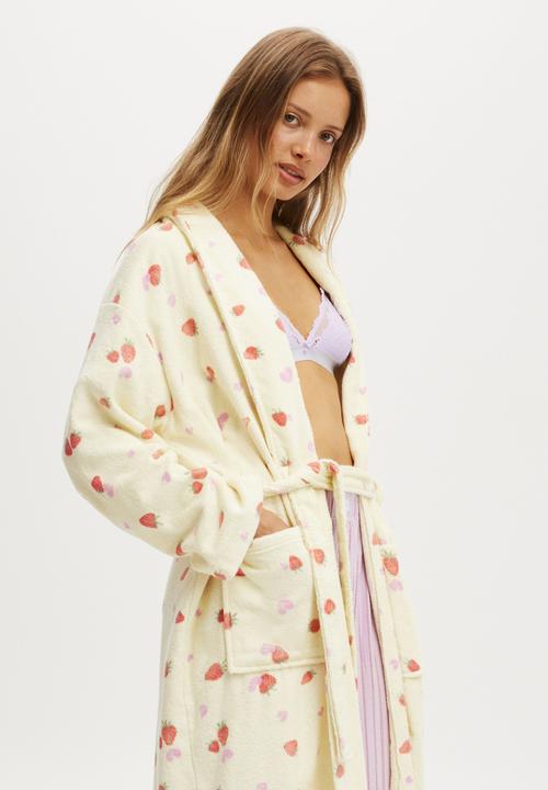 Cotton On - Luxe Terry Robe - Mixed Berry Dreams