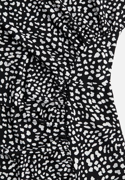 H&M - Draped turtleneck dress - black patterned