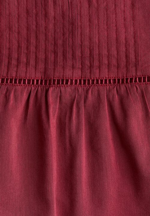 H&M - Flutter-sleeved blouse - dark red