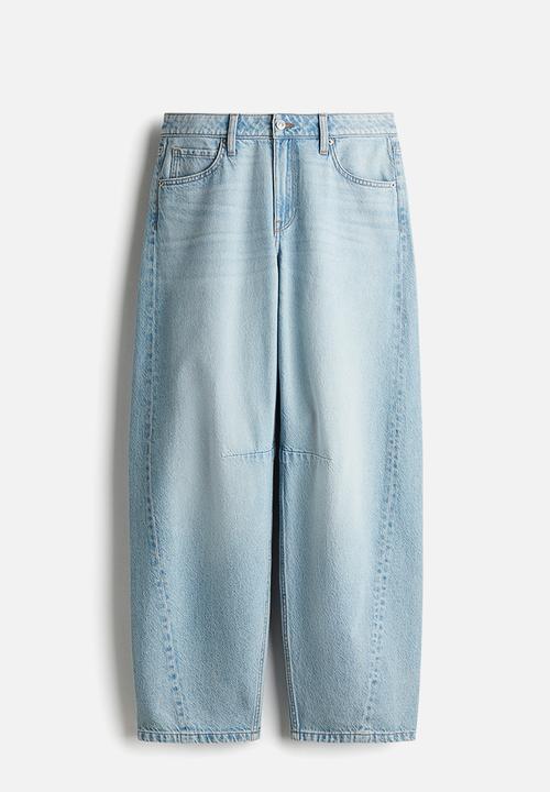 H&M - Barrel regular jeans - light denim blue