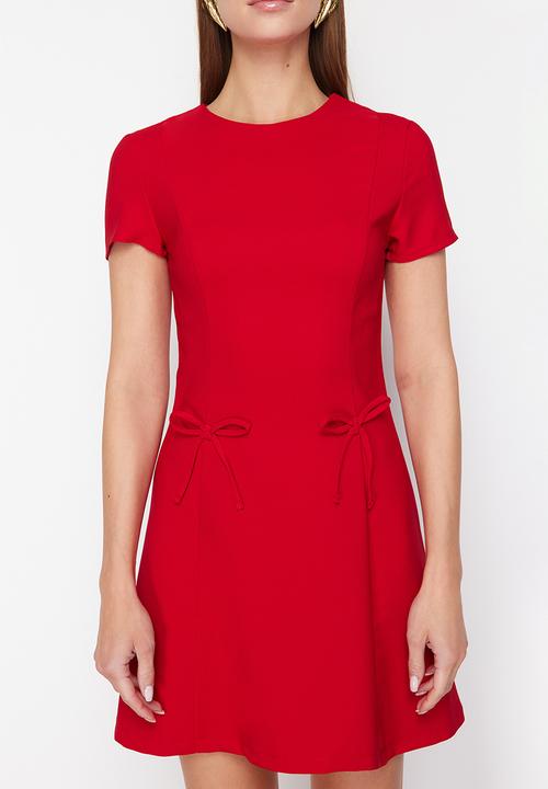 Trendyol - Skirt waist opening bow detail mini woven dress - red