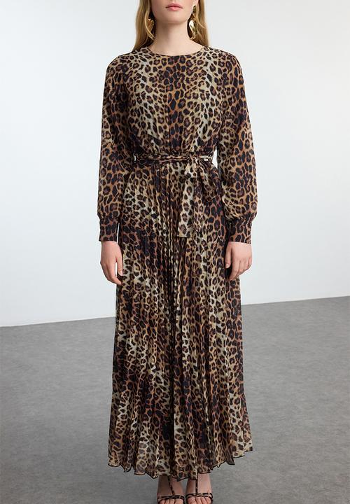 Trendyol - Leopard patterned belt detailed lined pleated chiffon woven dress - brown