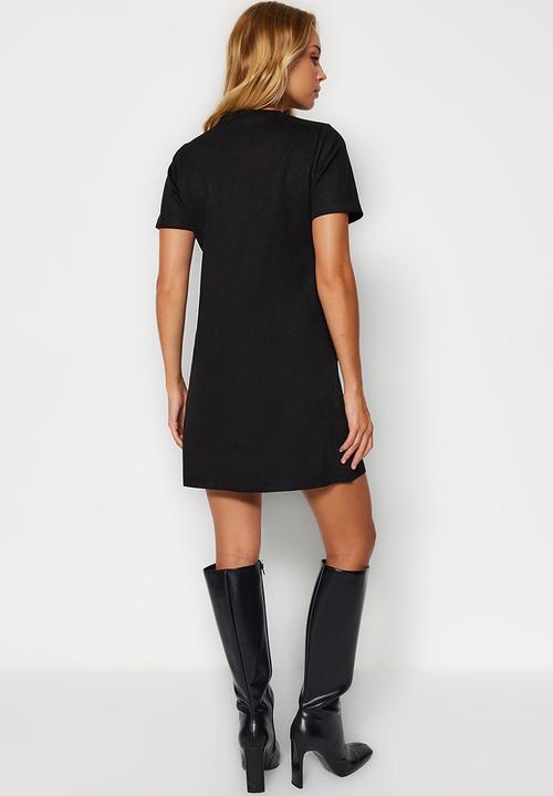 Trendyol - Crew neck stone detailed shift/straight mini suede knitted dress  - black
