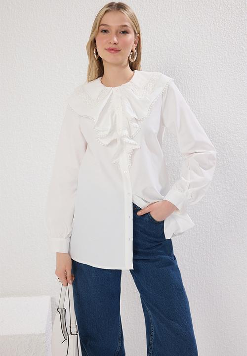 Trendyol - Collar Lace Front Ruffle Detail Woven Shirt - ecru
