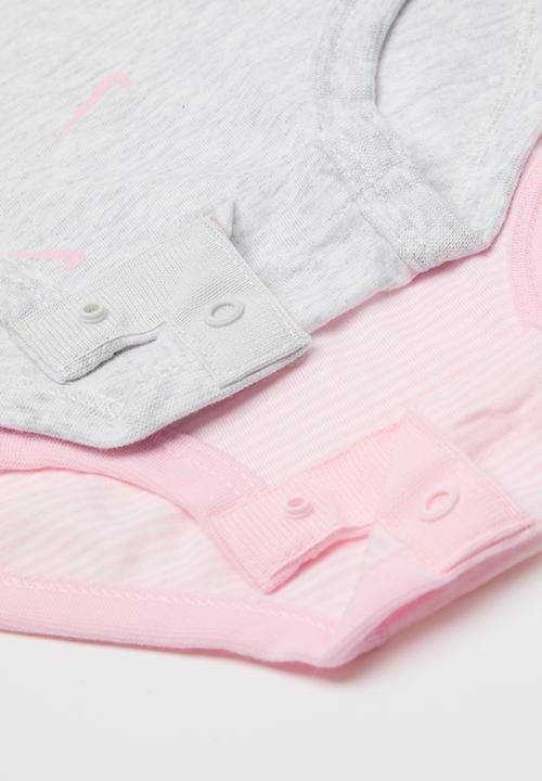 Nike - Nike 3pc short set - pink foam heather