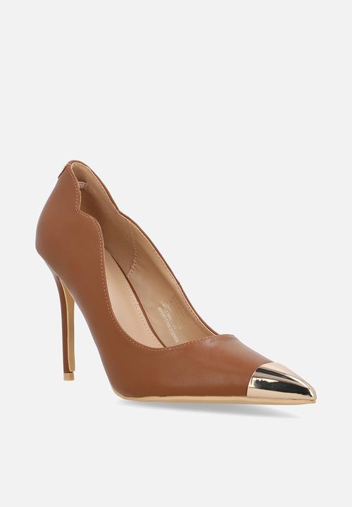 Miss Black - Lola 53 court heel - tan