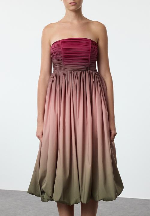 Trendyol - Gradient patterned balloon skirt detailed poplin evening prom dress  - very colorful