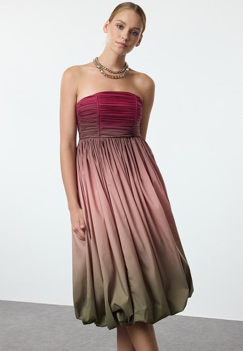 Trendyol - Gradient patterned balloon skirt detailed poplin evening prom dress  - very colorful