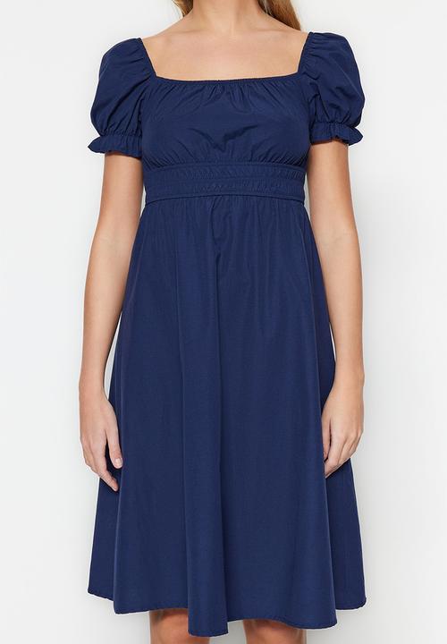 Trendyol - Balloon sleeve lined midi woven dress - navy blue