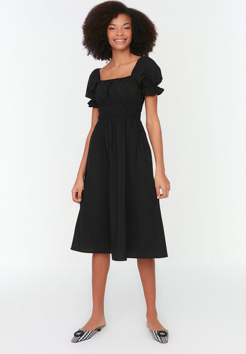 Trendyol - Balloon sleeve lined midi woven dress - black