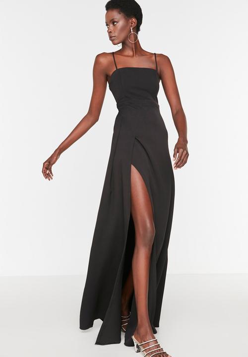 Trendyol - A-line woven long elegant evening night graduation dress - black