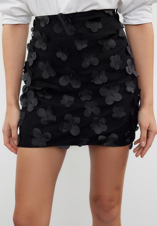 Trendyol - 3d floral woven skirt  - black