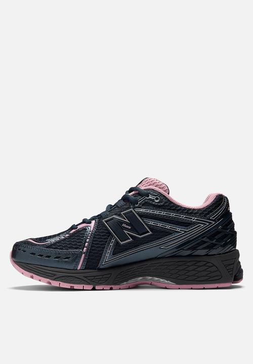 New Balance  - U1906R v1