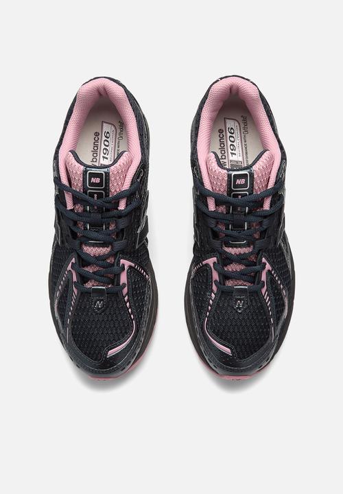 New Balance  - U1906R v1