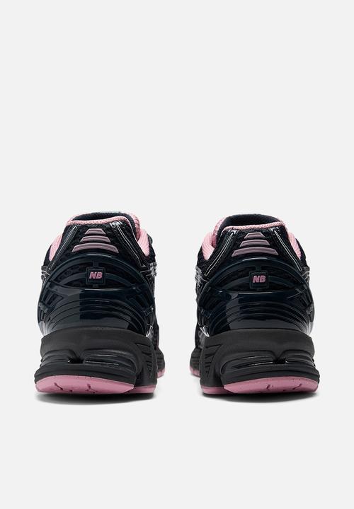 New Balance  - U1906R v1
