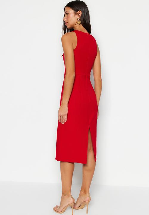 Trendyol - Fitted midi pencil skirt woven dress with accessory detail on the collar  - red