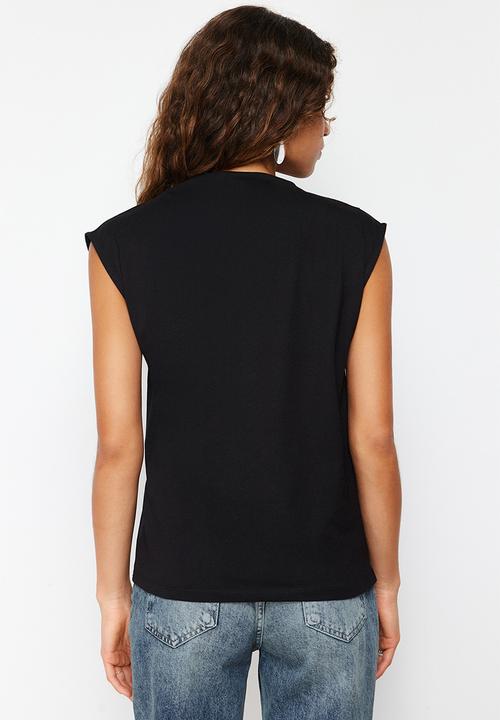 Trendyol - Boat neck drapey knitted t-shirt  - black