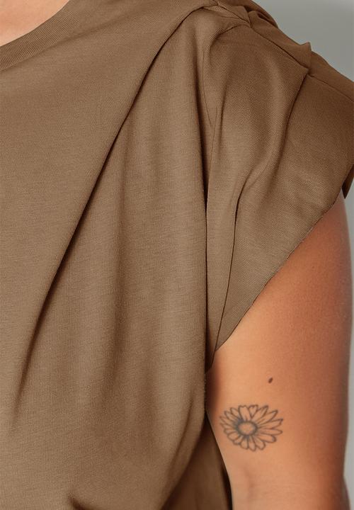 Trendyol - Plus basic  knitted  Top - camel