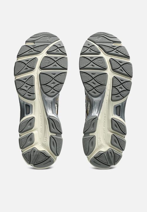 ASICS - GEL-CUMULUS 16